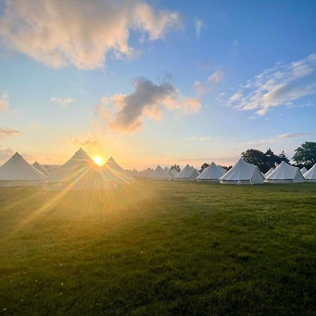 Nine Yards Bell Tents At The Tt - Castletown Eksteriør bilde