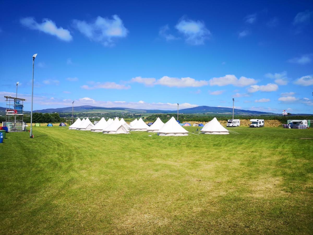 Nine Yards Bell Tents At The Tt - Castletown Eksteriør bilde